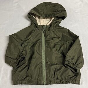 ⭐️ Old Navy - Water resistant Green Hooded Jacket
